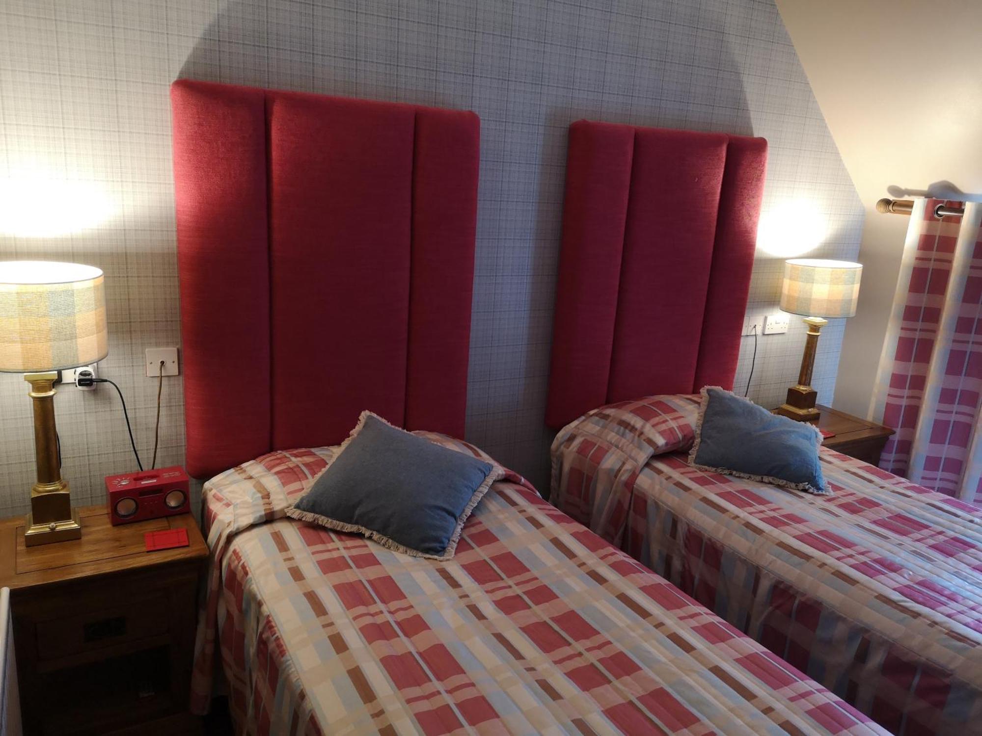 The Commercial Hotel Tarland Habitación foto